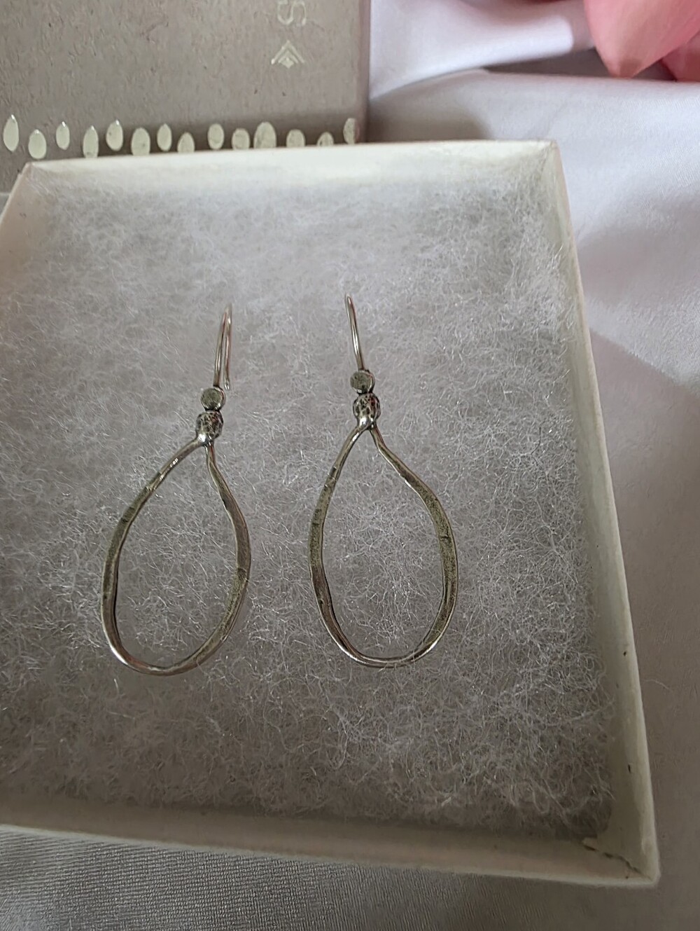Silpada W1551 Sterling Silver Oxidized Oval Lasso Earrings